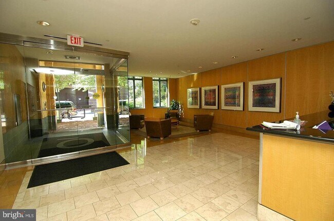 Building Photo - 1117 10th St NW Unit 1107