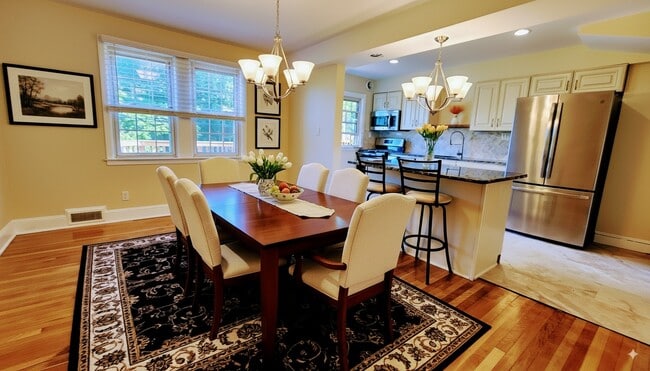 Photo - 132 Murdock Rd