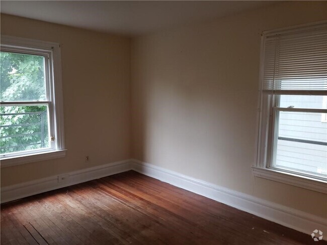 Building Photo - 38 Berkshire St Rental