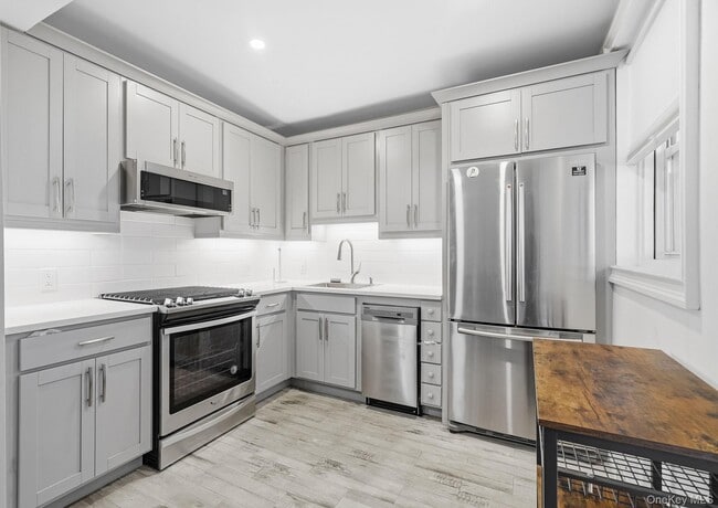 Photo - 315 King St Unit 3C
