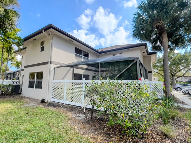 Photo - 27 Clinton Ct