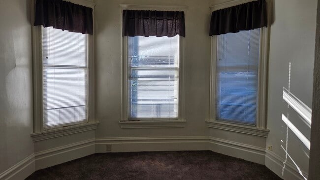 Front bedroom - 2440 12th Ave Unit B