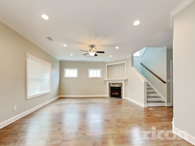 Photo - 207 Runnel View