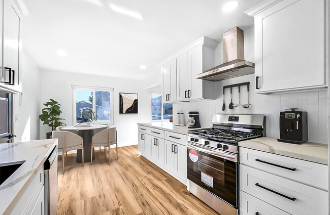 Photo - 18442 Patterson Ln Casa