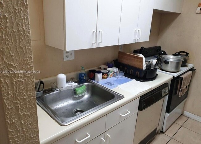 Photo - 10500 SW 108th Ave Unit B211