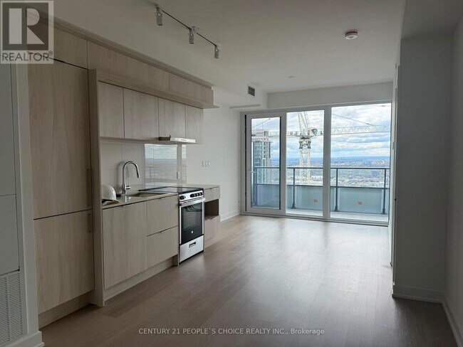 Photo - 448 Burnhamthorpe Rd W Unit 4401