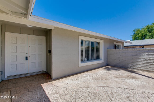 Photo - 1206 E Greenway Dr
