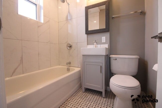 Photo - 465 Conmee St