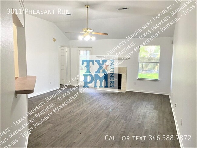 Photo - 3011 Pheasant Run