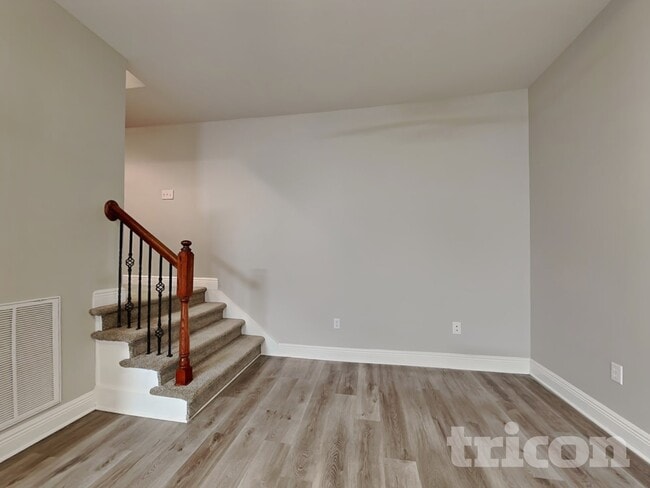 461 Kimball Loop