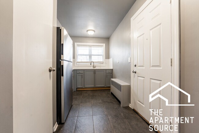 Photo - 7427 N Winchester Ave Unidad 201