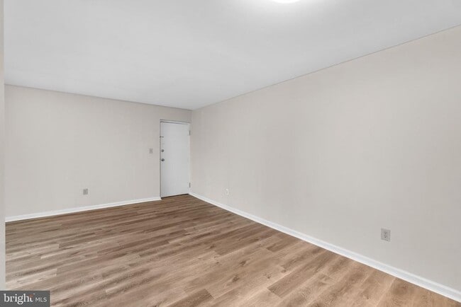 Photo - 3614 Court House Dr Unit 1C