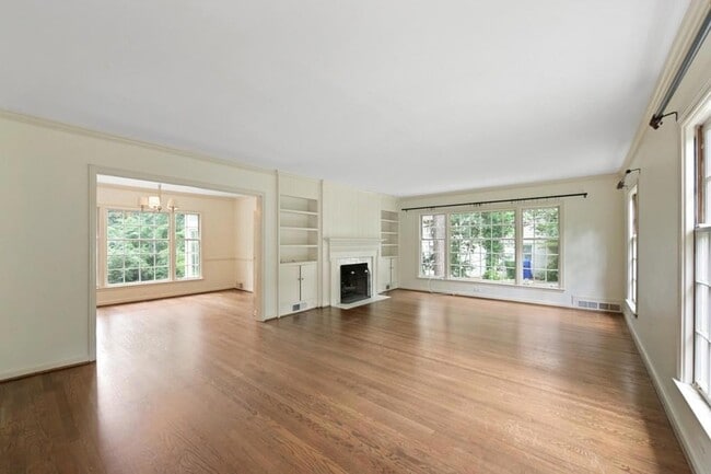 Photo - 3156 E Wood Valley Rd NW