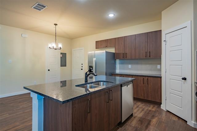 Photo - 645 Wheatfield Dr