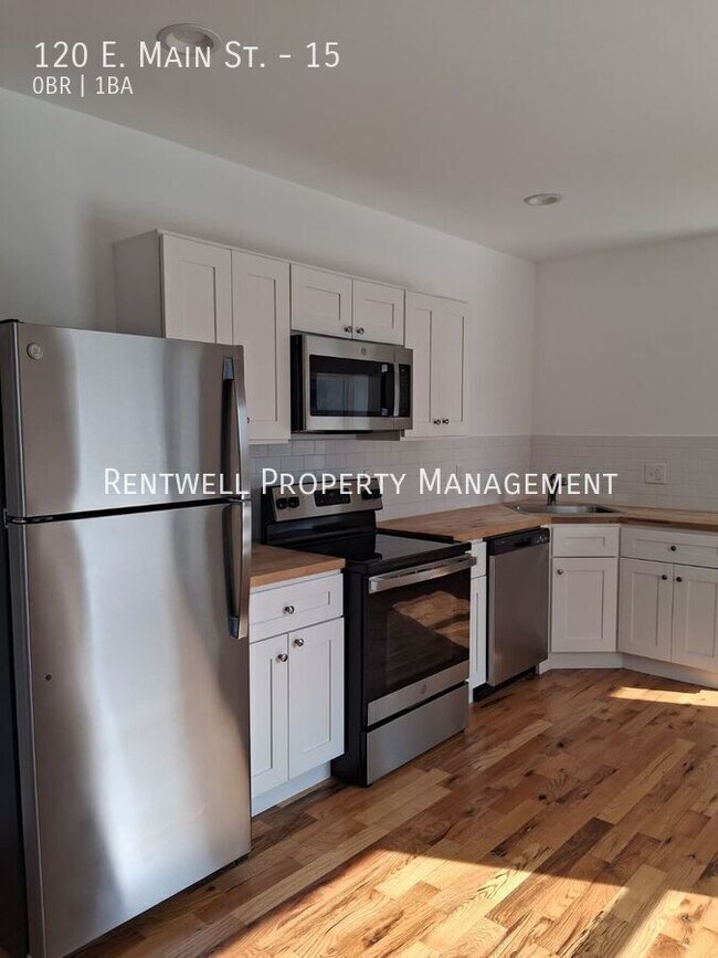Photo - 120 E Main St