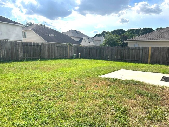 Building Photo - 25207 Diamond Ranch Dr