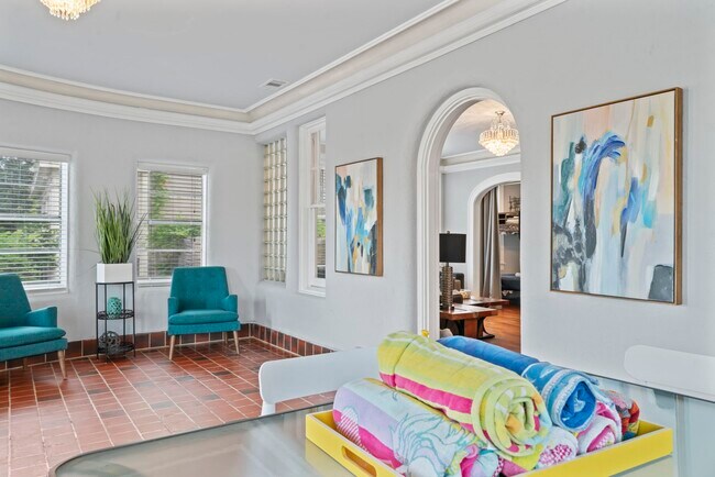 Photo - 1919 Rosenberg St