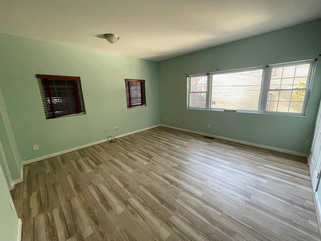 Photo - 1971 John F. Kennedy Blvd