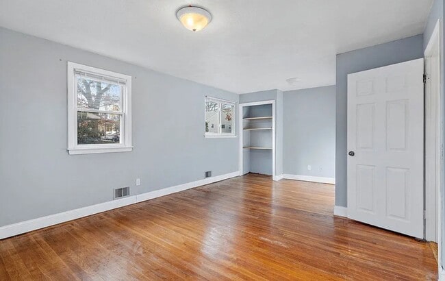 Photo - 32 Violet St