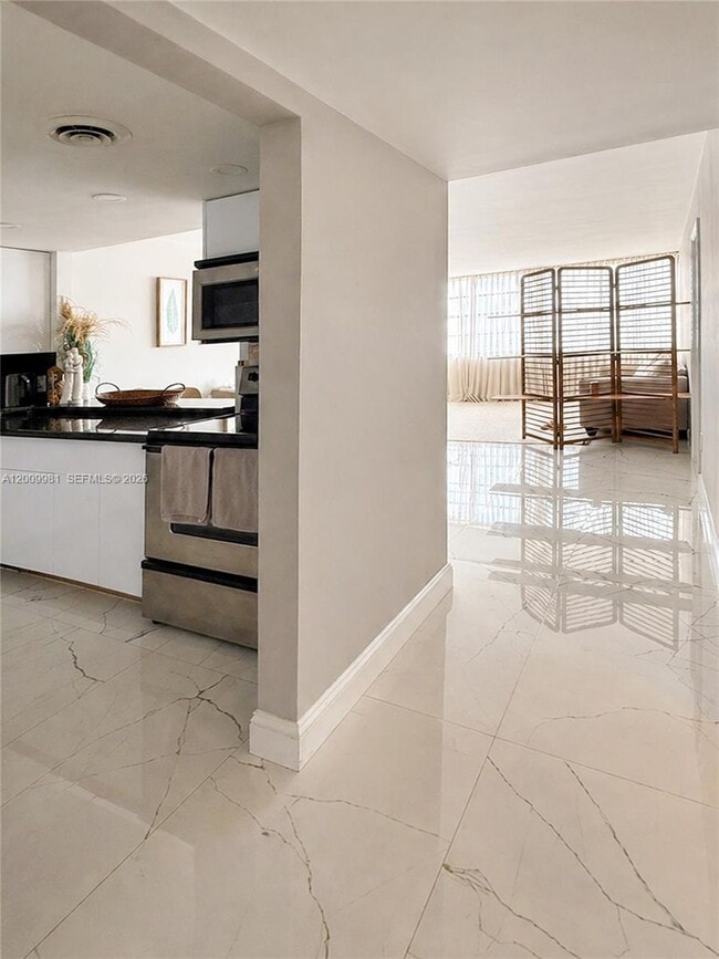 Photo - 1351 NE Miami Gardens Dr Unit 712E
