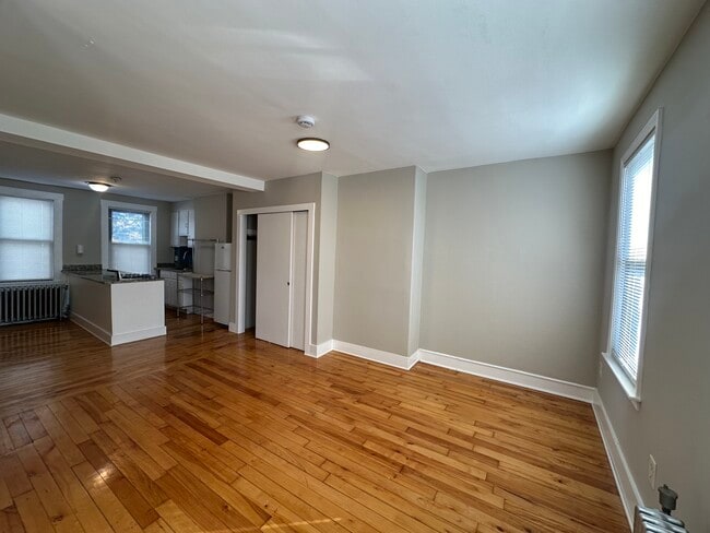 Photo - 39 Beacon St Unit 3