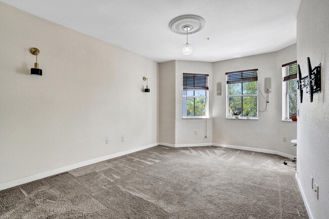 Photo - 3911 Shoma Dr