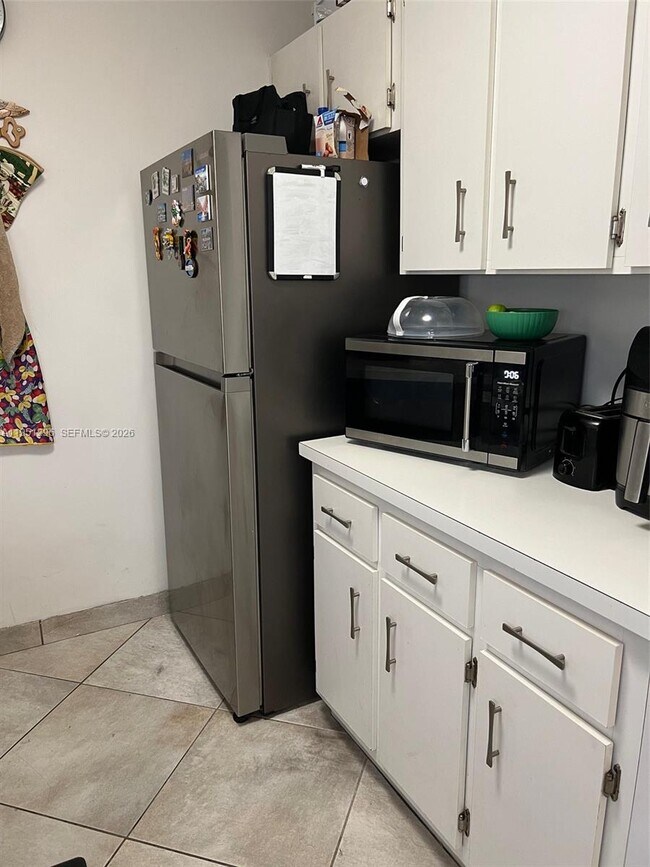 Photo - 20760 NE 4th Ct Unidad 207