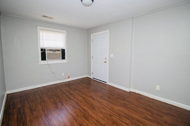 Photo - Bright & Convenient 2 Bedroom, 1 Bath in West Columbia