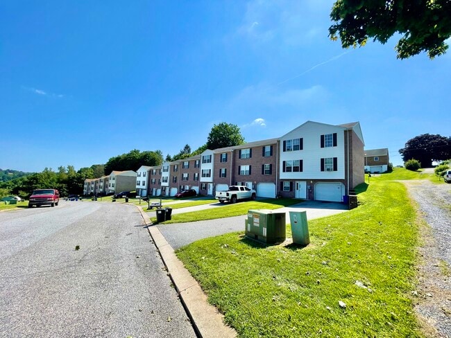 Building Photo - 212 Lester Ct Rental
