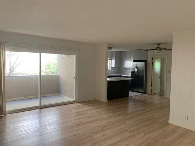 Photo - 11830 Darlington Ave