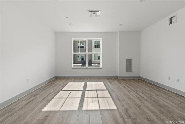 Photo - 75 Forester Ave Unidad 116