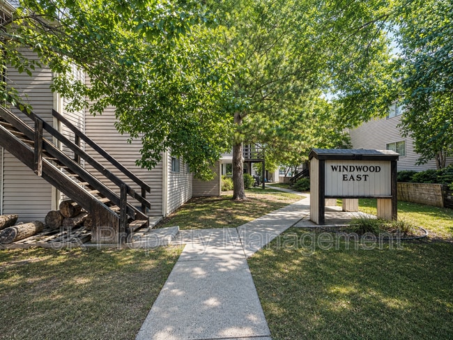Photo - Windwood East Apartments