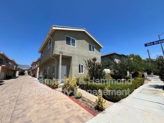 Building Photo - 12680 Bradley Ave