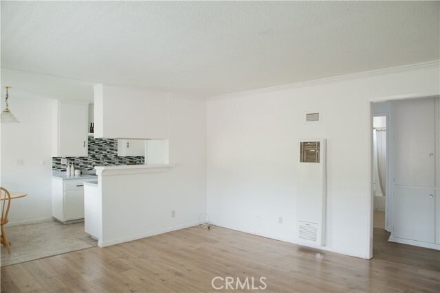 Photo - 460 Vista Ave