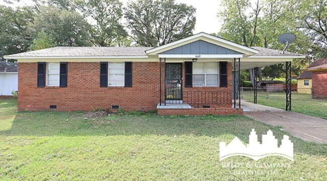 Photo - 1669 Hester Rd