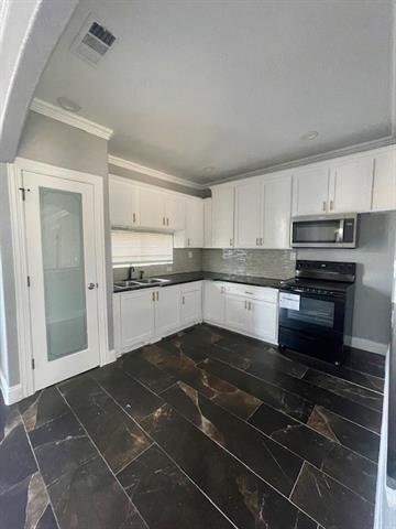 Photo - 2530 Sylvia St