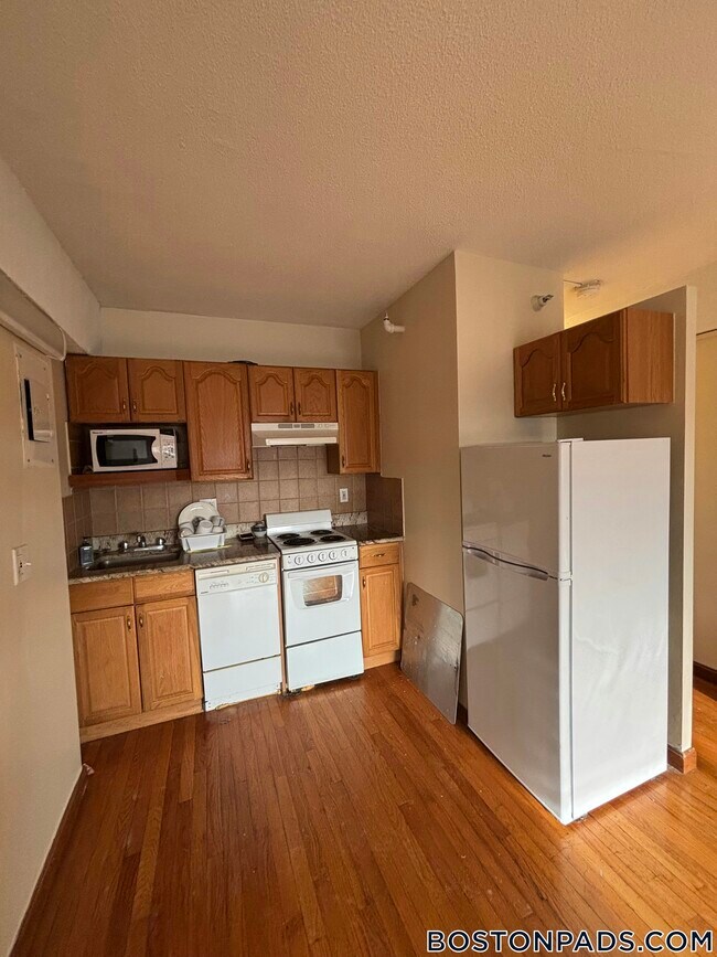 Photo - 1110 Commonwealth Ave Unit 401