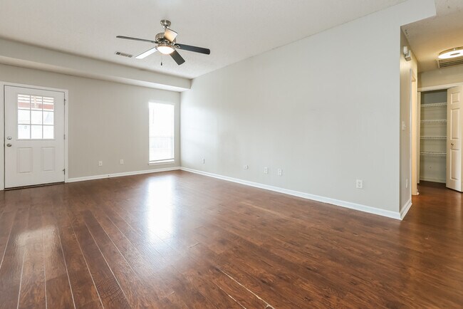 Photo - Gorgeous 4 Bedroom Home in Haskell, AR!