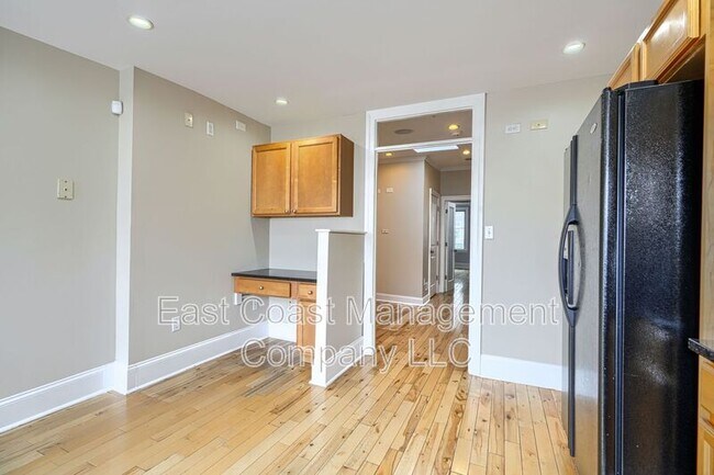 Photo - 3235 Eastern Ave Unit 2FL