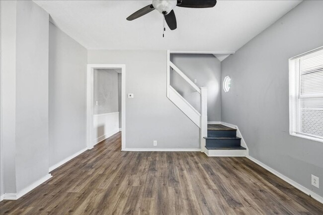 Photo - 453-453 S Keystone Ave Unit 453 S Keystone Ave