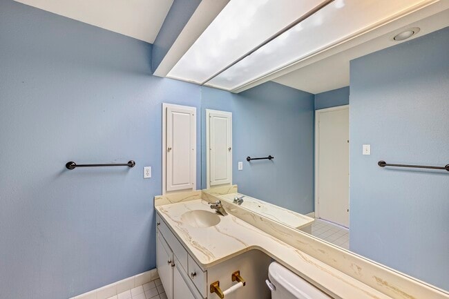 Photo - 5816 Lynbrook Dr Unit 67