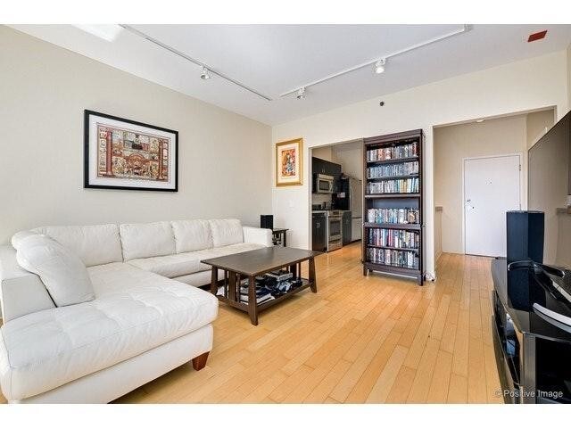 Photo - 8 E Randolph Unit 2106