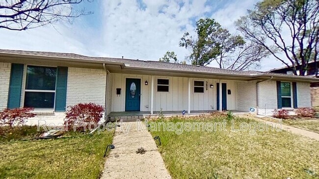 Building Photo - 3607 Stables Ln Rental