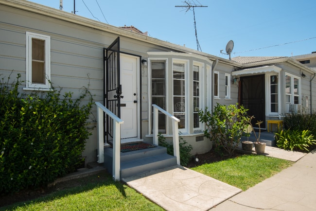 2487 Corinth Ave Unit 2487