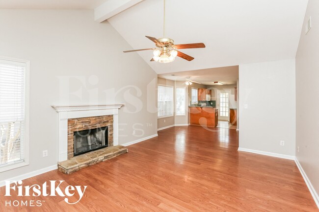 Photo - 1026 Wyndham Ln