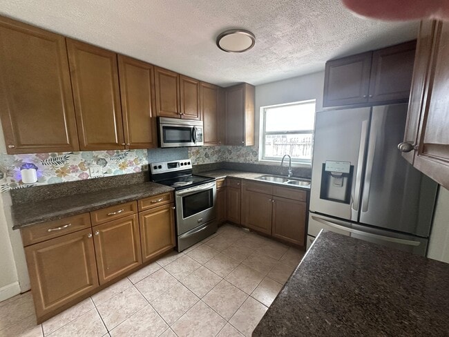 Photo - 775 Snead Cir