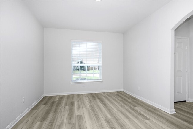 Photo - 462 Amberwood Pk Dr
