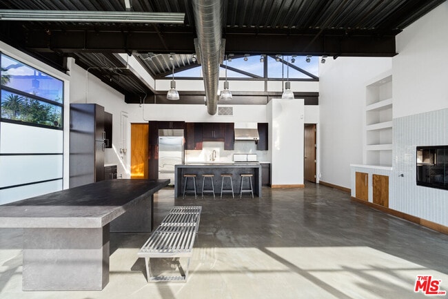 Photo - 1534 17th St Unit 204