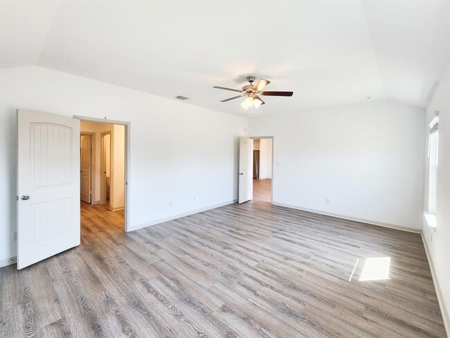 Photo - 125 Sweetwater Crk Ln