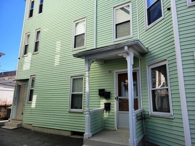 Photo - 73 1/2 Esther Street Unit 3 Unit 3